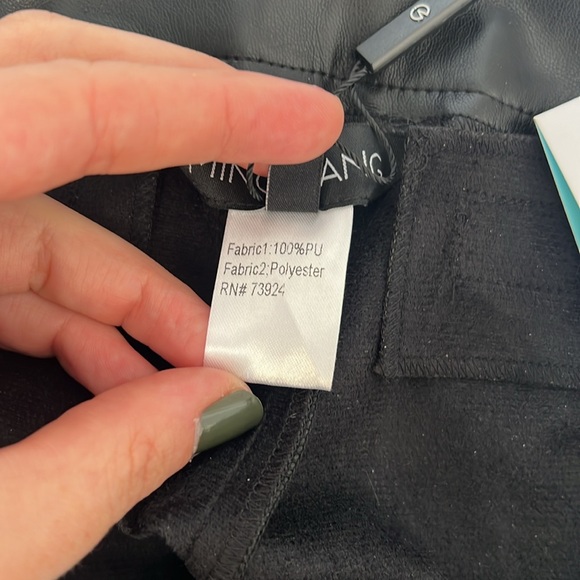 NWT Ming Wang High Waist Faux Leather Shorts black size small - Picture 9 of 10